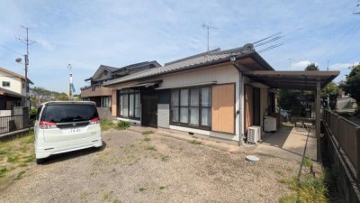 京都市伏見区・南区・東山区・下京区・右京区を中心とする不動産売買のセンチュリー21ハウスマーケット｜スタッフのオススメ物件や、オープンハウス・現地説明会など最新情報をお届け 